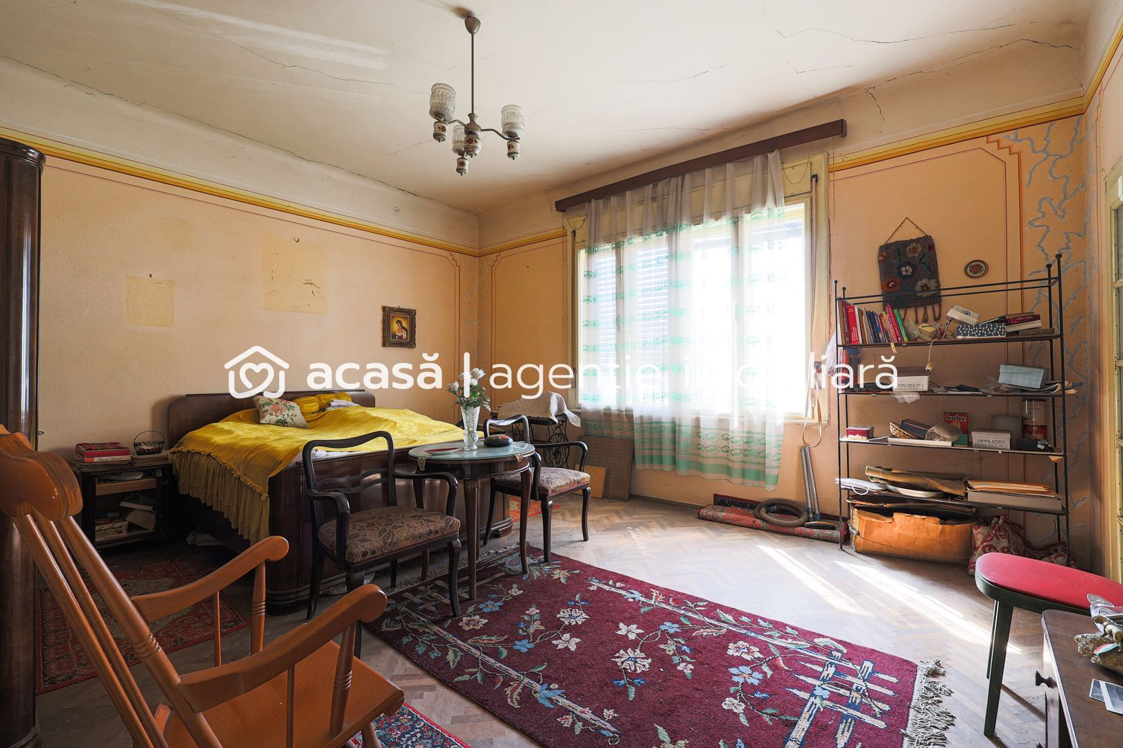 Proprietate REZERVATĂ! Casă din centru în Arad. - Poză 2