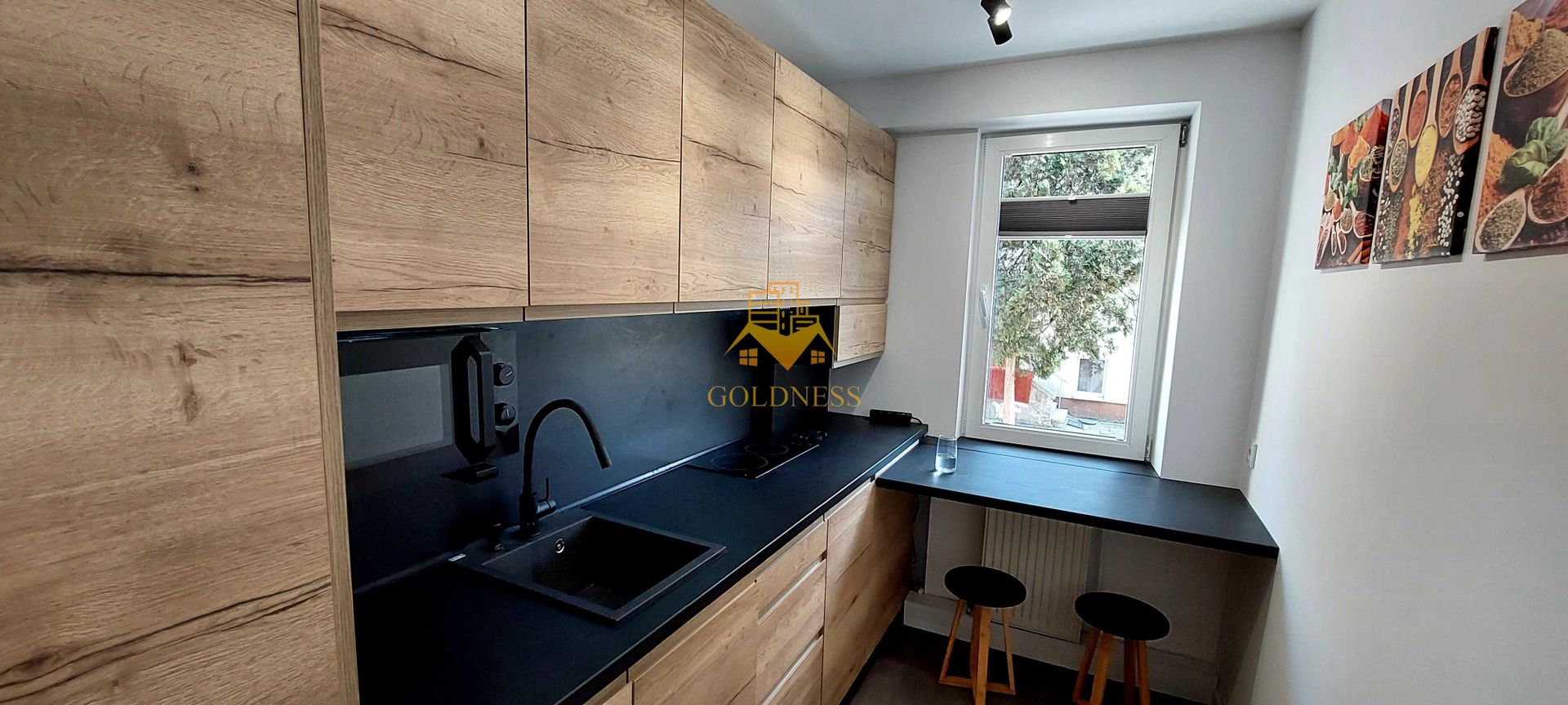 Apartament 2 camere in zona Facultatii de Drept , Piata Cipariu - Poză 2