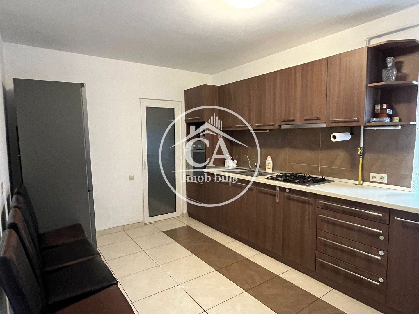 Apartament de închiriat cu 3 camere în zona Calea Aradului, Oradea - Poză 7