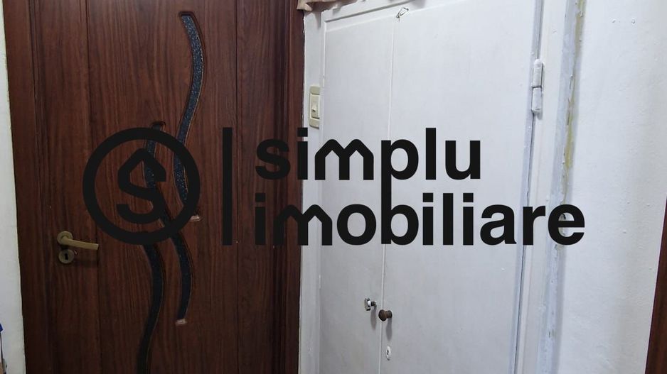 2 camere semidecomandate, etajul 2- Brazda lui Novac! - Poză 14