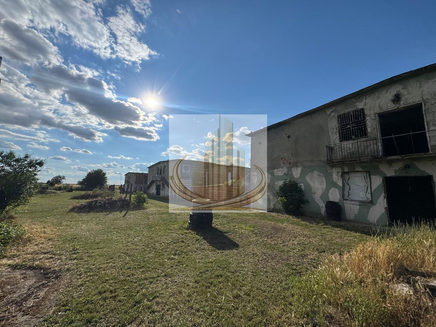 Platformă industrială cu acces E671 | 39.726 mp teren - Poză 1