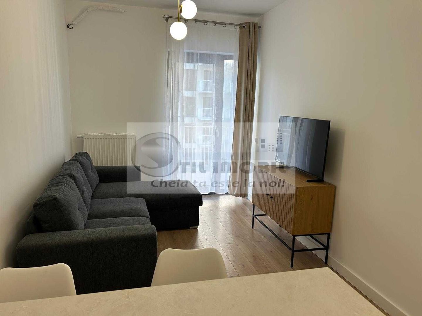 Apartament 2 Camere Silk District - 500 euro - Poză 2
