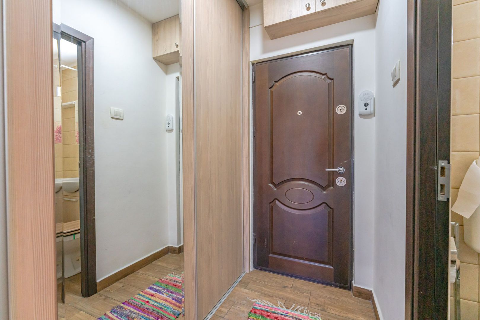 Închiriere garsonieră Brașov, Astra: Aer condiționat, centrală proprie - Poză 10