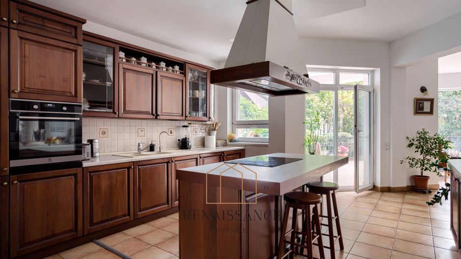 Timisoara - Girocului Vila 12 Camere 4 Bai | 497mp Utili 1373mp Teren - Poză 11