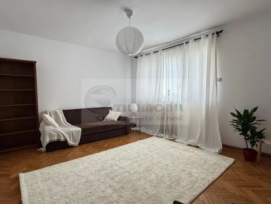 Apartament 3 Camere - Zona Copou- Super Copou - 700 Euro - Poză 1