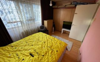 2 CAMERE - PODU ROS - 51 MP - 5 MINUTE DE PALAS, 5 MINUTE DE IULIUS - Poză 4