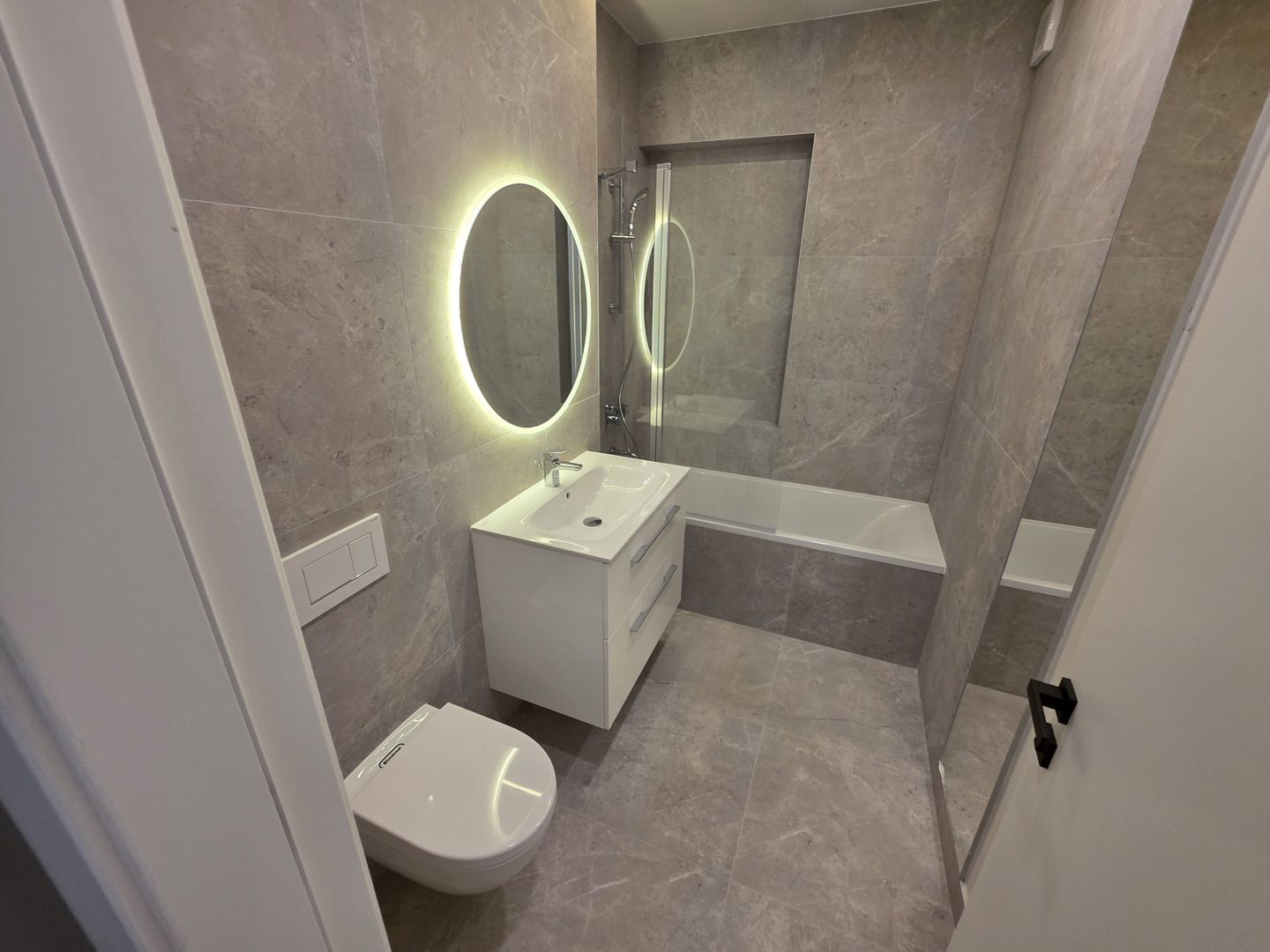 AP. 2 CAMERE STUDIO - PRIMA INCHIRIERE, PET FRIENDLY, METROU, COMIS 0% - Poză 2