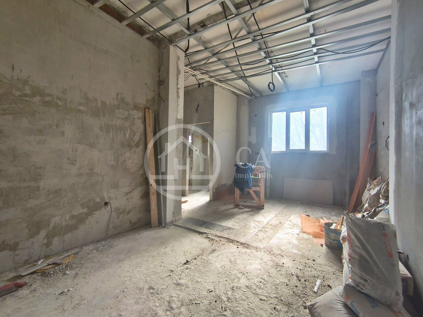 Spatiu comercial cu 6 camere de inchiriat in Sanmartin Bihor - Poză 3