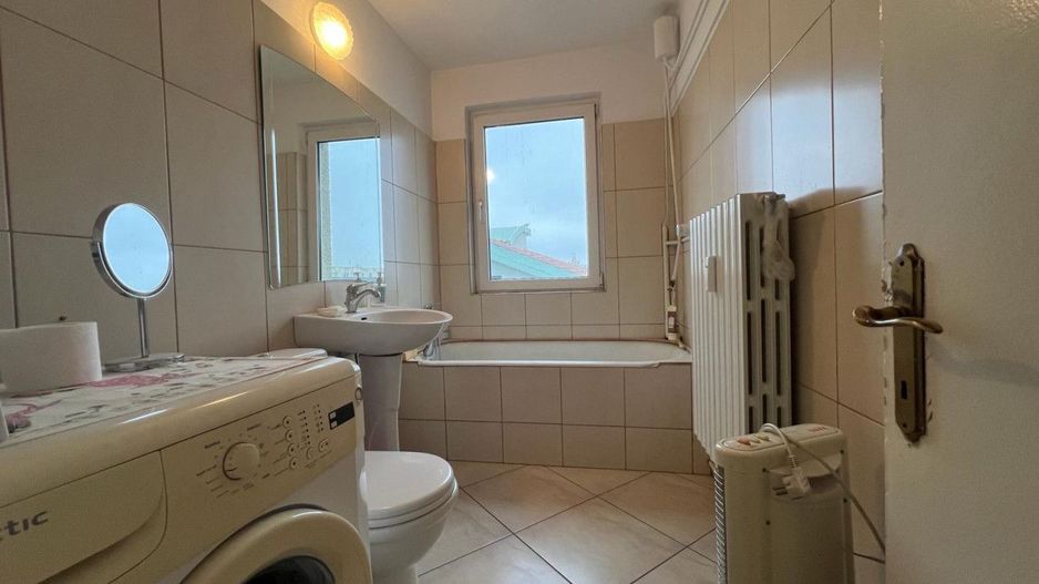 Centru / Republica - Inchiriere apartament cu 4 camere mobilat si utilat. - Poză 12