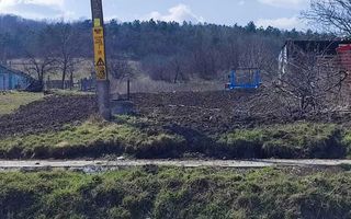 Teren ideal pentru construirea casei tale – poziție excelentă! - Poză 1