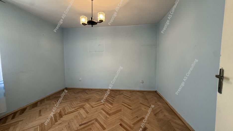 Apartament 4 camere, parter inalt zona Punctele Cardinale - Central - Poză 10