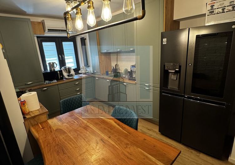 Apartament 4 camere mobilat/utilat lux - zona Centrul Civic - Poză 1