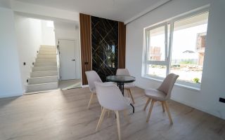 Casa individuala P+1E ||4 camere 2 bai || teren 330mp || 300m de scoala - Poză 4