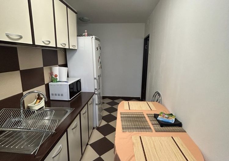 Apartament cu 2 camere Eroii Revolutiei - Poză 4