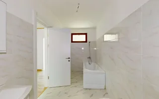 Casa Duplex cu 3 dorm.+ Dressing + Panouri Solare! Cu 2 intrari! - Poză 13