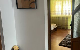 Vila S+P+1+M Lapus, str Paunitei - Poză 54