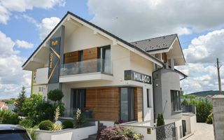 Pensiune agroturistica de vanzare | Piscina| Sauna| Sânmartin | Bihor - Poză 1