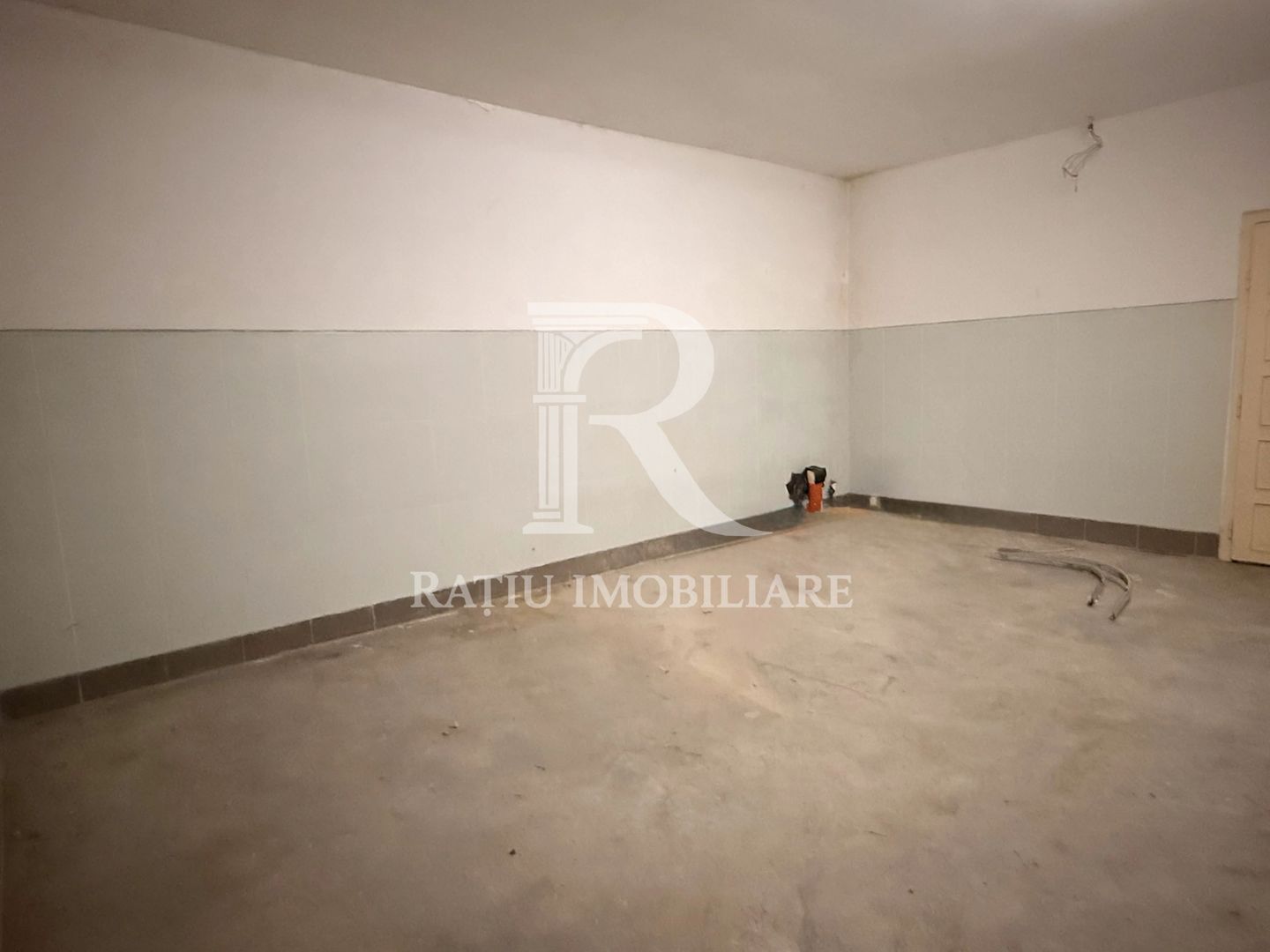 Casă cu Hală Industrială | Teren 3.200 mp | Ineu | Bihor - Poză 15