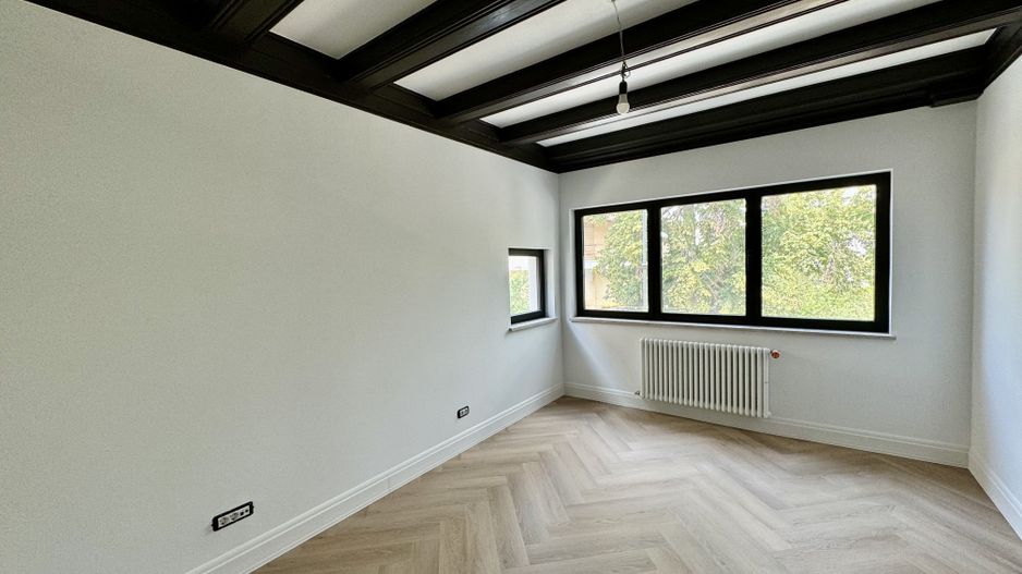 Primaverii vila 650 mp stil arhitectonic neoromanesc - Poză 10