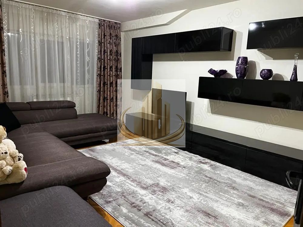 Apartament 3 camere, decomandat, zona Lunei - Poză 1