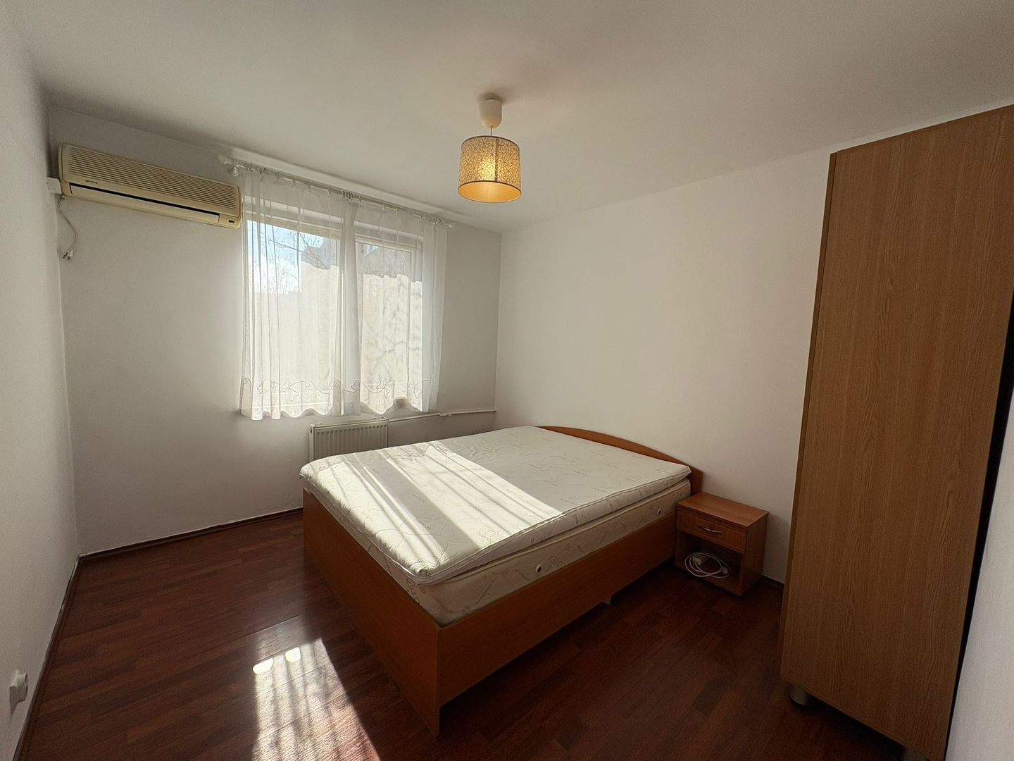 AP. 2 CAMERE P-TA SUDULUI, BUCATARIE INCHISA, MOBILAT, METROU 6 MINUTE - Poză 5