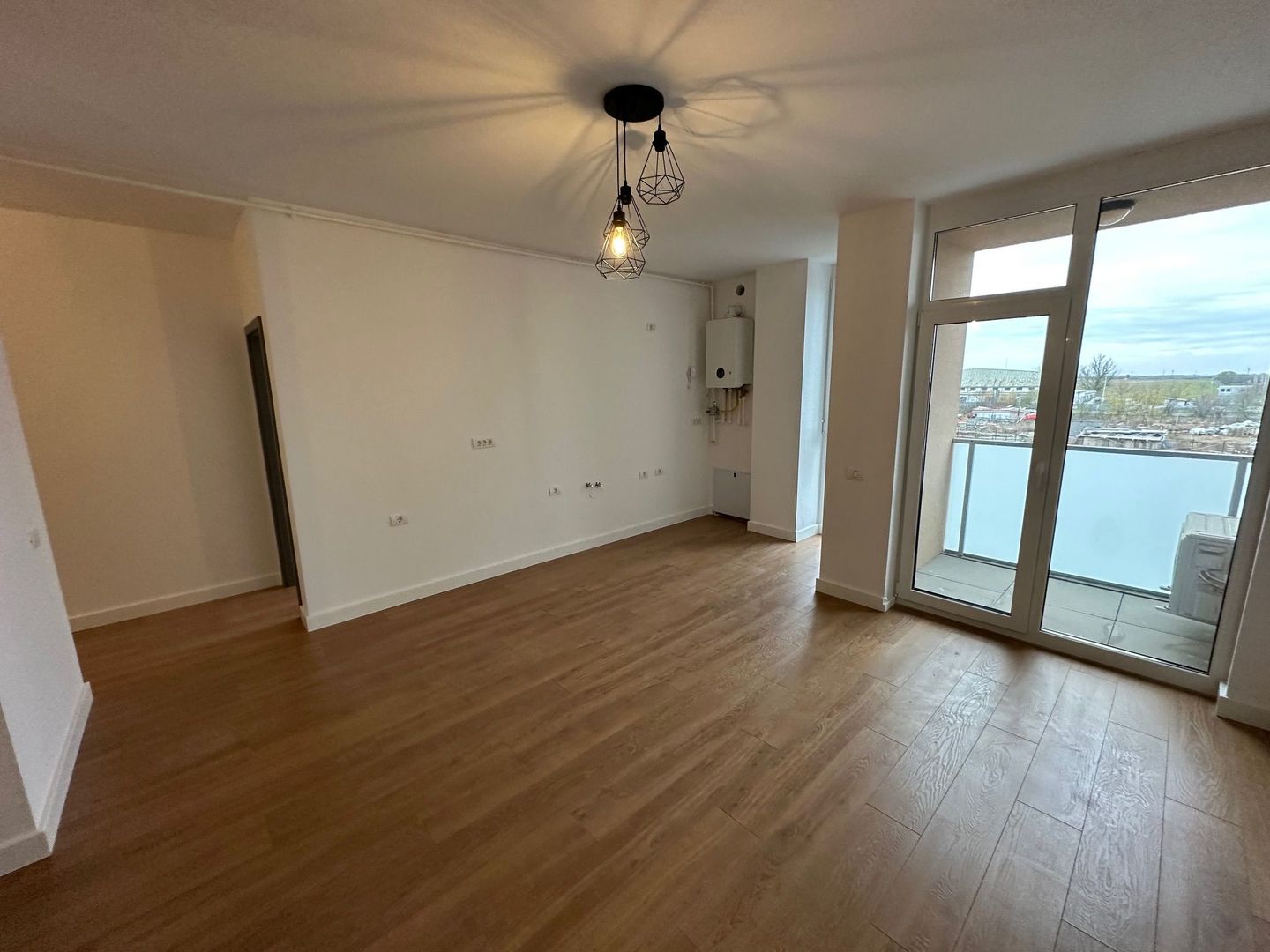 Apartament 2 camere bloc nou Torontalului / parcare subteran - Poză 3