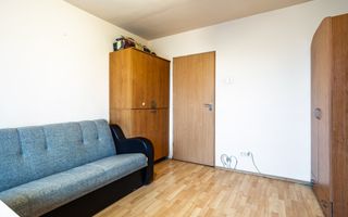 De închiriat -Apartament 3 camere, decomandat, zonă centrală - Poză 15
