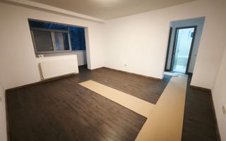 Apartament de vanzare - 3 camere - Tomis Nord - Poză 1