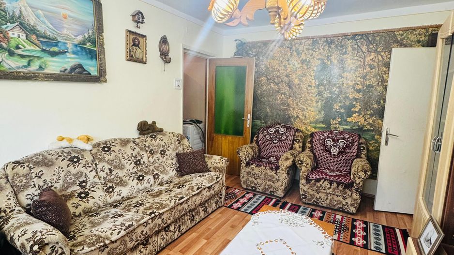 Apartement 3 camere Iosia Etaj 3 - Poză 2