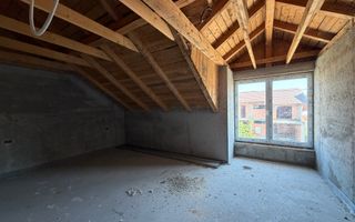 Casa la gri, 4 dormitoare, 3 bai, teren 400 mp - Poză 5