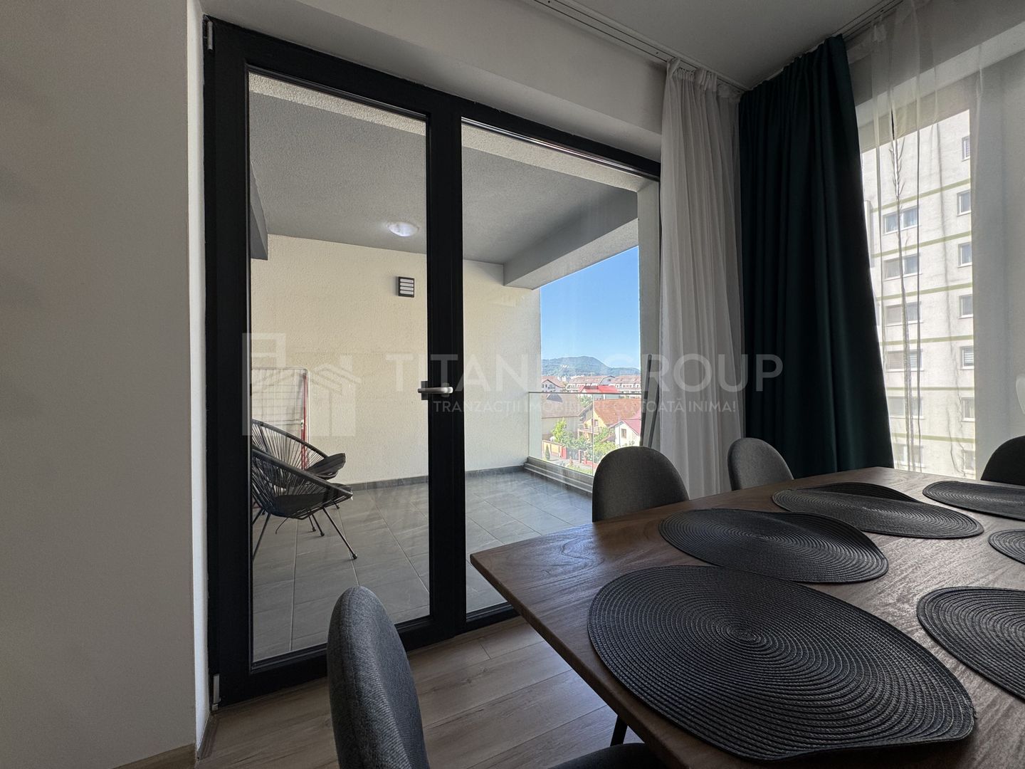 Apartament spațios 2 camere cu dressing si terasa– Nicolae Labiș 23 | Tractorul - Poză 6