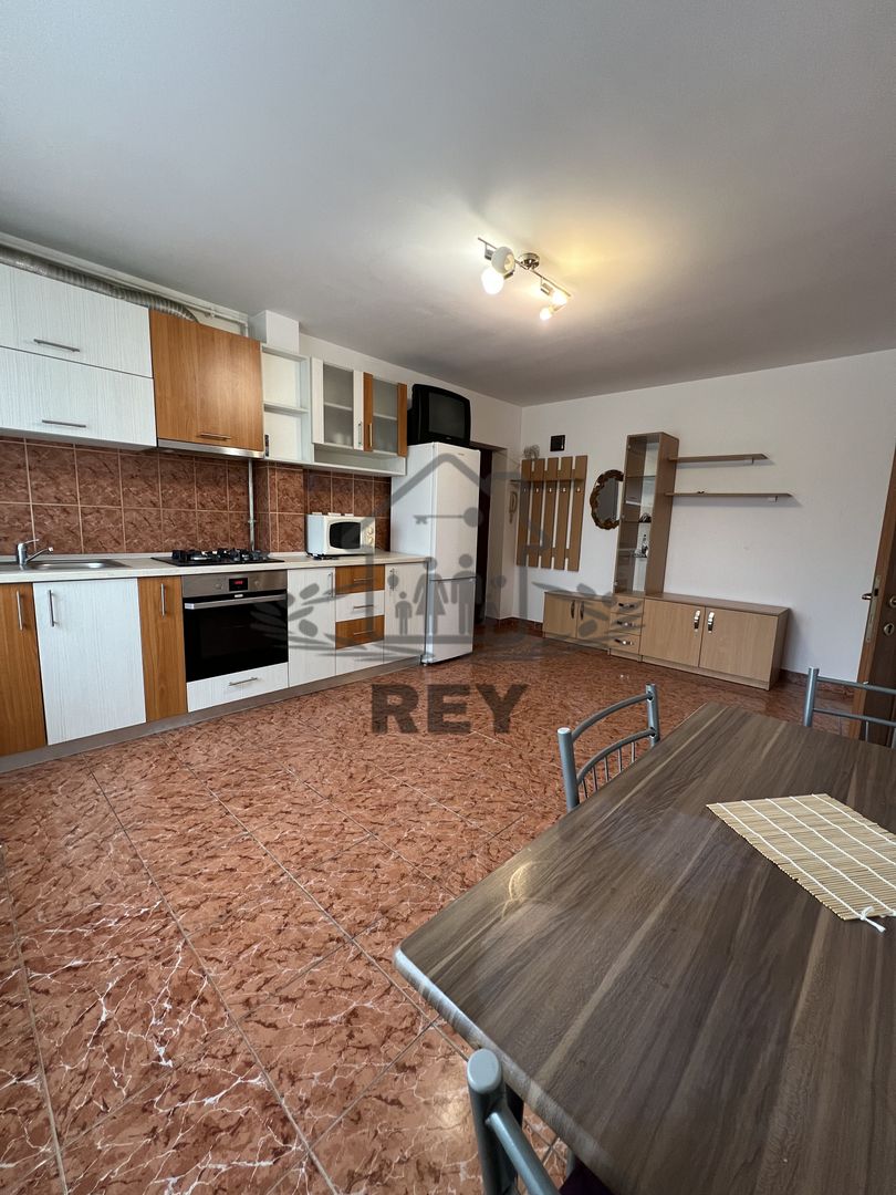 Apartament 3 camere nedecomandat ,bucătărie separată, Stefan cel Mare - Poză 13
