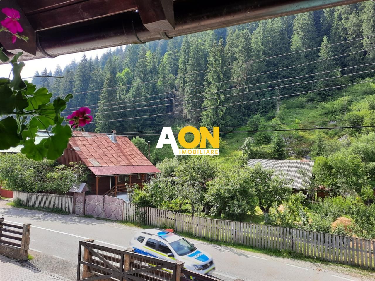 Pensiune in Muntii Apuseni 10 camere 1007 mp teren - Poză 14