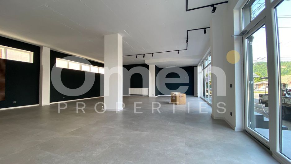 Spatiu comercial de 119 mp, cu expunere excelenta, zona Vasile Alecsandri - Poză 2