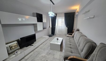 3 camere Calea Bucuresti - Vodafone