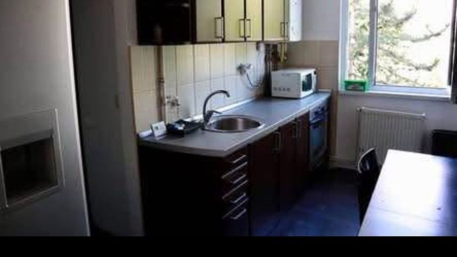 Apartament 2 camere Bodor Peter - Poză 1