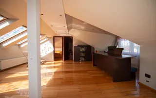 Casa de vanzare 9 camere potential investitie Cornetu teren 1200mp - Poză 26