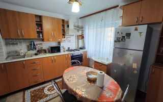 Apartament 2 camere Hanul Haiducilor | Etaj 1 | Boxa - Poză 3