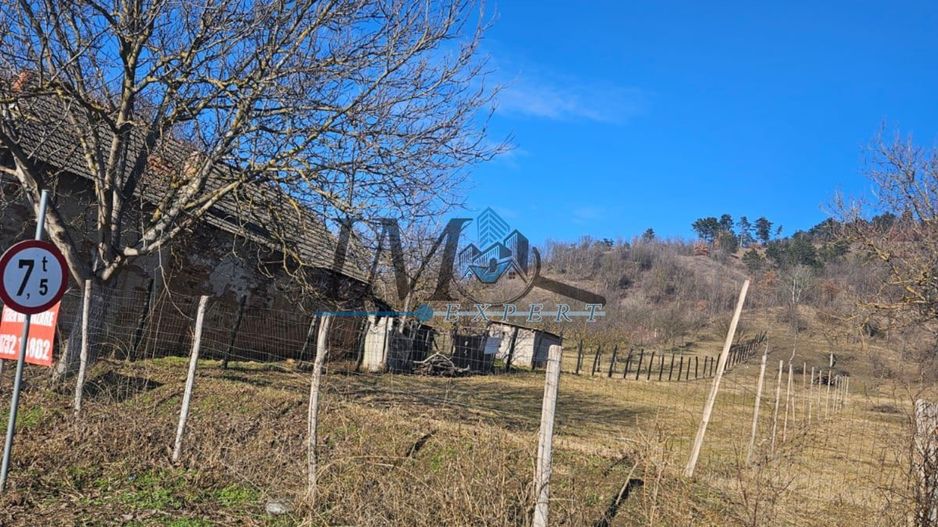 teren intravilan  Vurpar, VIntul de jos - Poză 2