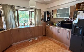VANZARE Vila tip duplex in Popesti Leordeni - Poză 2