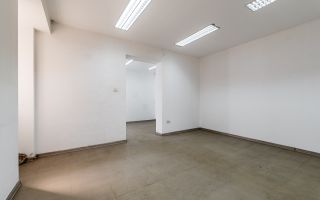 Spațiu comercial cu acces stradal, pe b-dul Decebal, ideal investiție - Poză 3