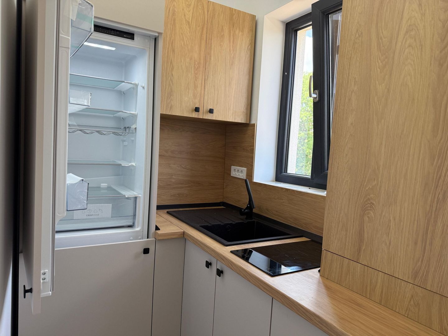 Apartament 2 camere de închiriat | Central Otopeni | Totul nou - Poză 9