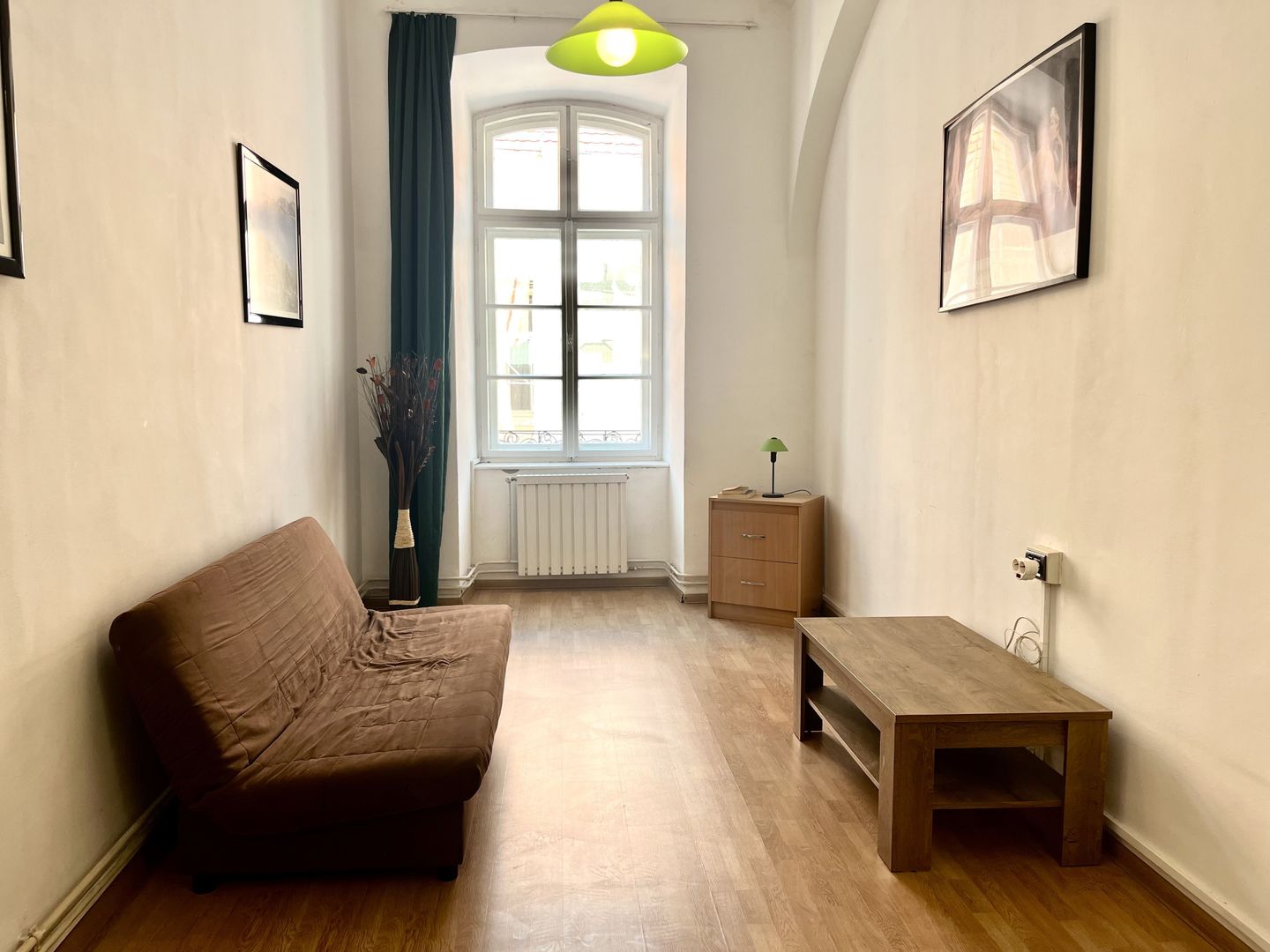 Apartament cu 2 camere, spațios,  etaj 1, zona  Piața Libertății - Poză 2