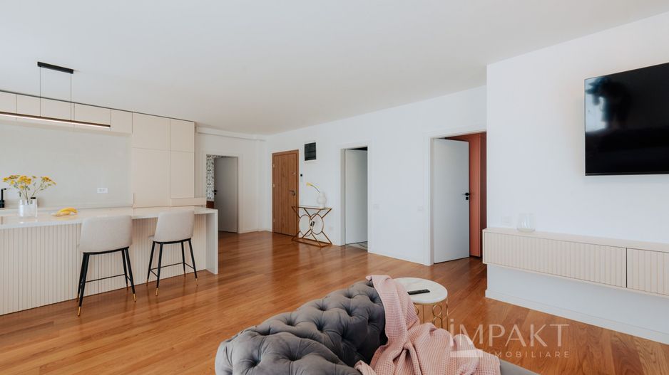 Apartament deosebit cu 4 camere la 5 minute de UMF - Poză 2