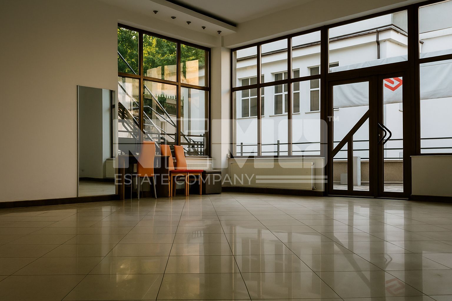 Spațiu comercial | birouri | 400€  | 43 mp utili | Burdujeni - Poză 2