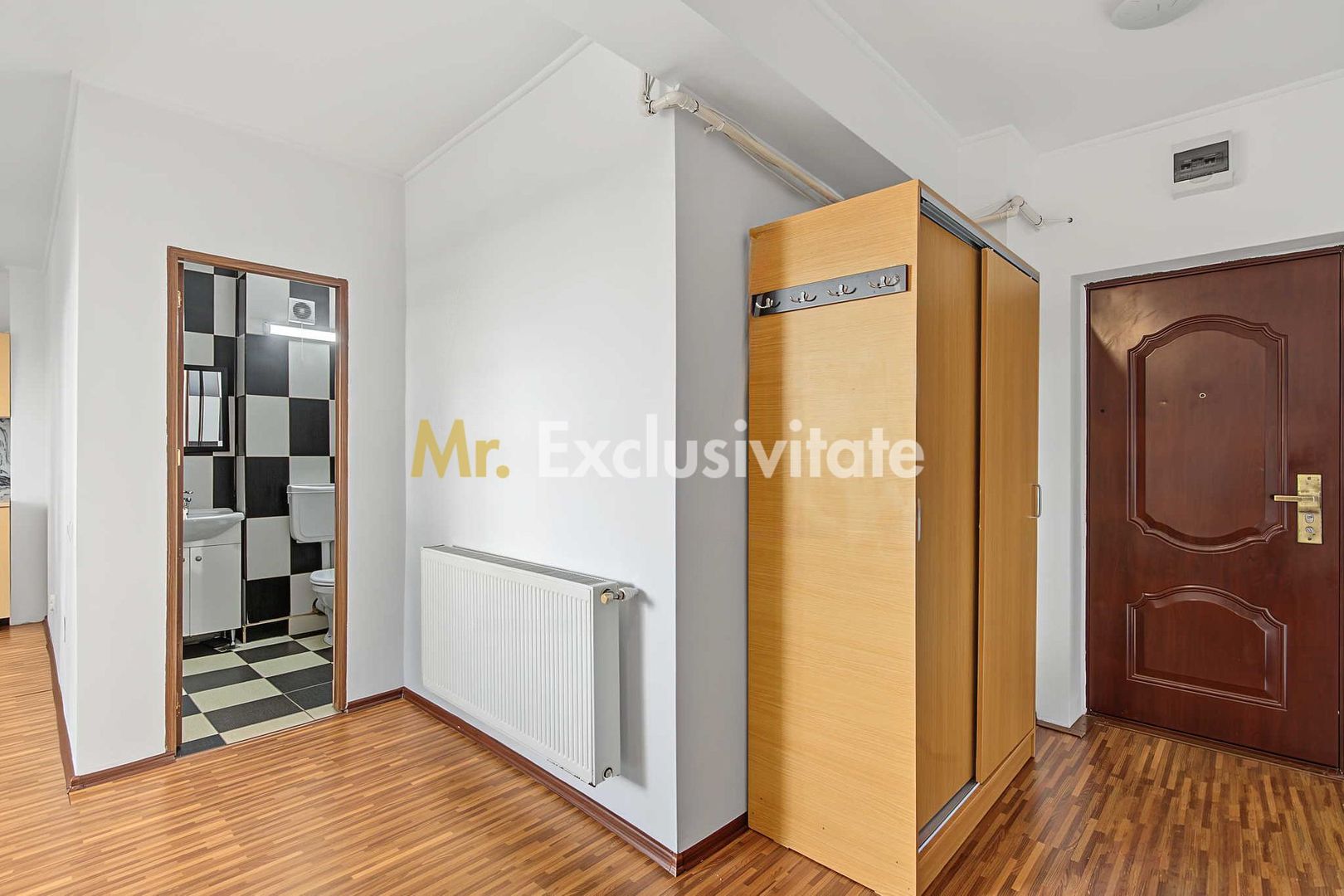 GARSONIERĂ DE VÂNZARE ÎN MIOVENI – PRIVELIȘTE PANORAMICĂ, LA ÎNĂLȚIME! - Poză 4
