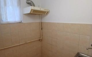 BRASADAS vinde garsoniera pe Ostrovului la PARTER. - Poză 4