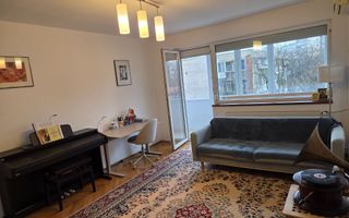 De vanzare apartament 3 camere Drumul Taberei - Poză 2