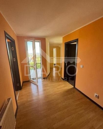 Casă de vânzare, teren 1040 mp - Poză 12