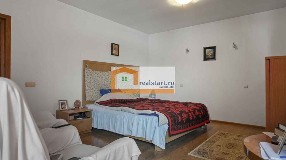 Vila 14 camere, individuala cu teren 590mp, curent trifazic, ALA, Metrou, - Poză 18